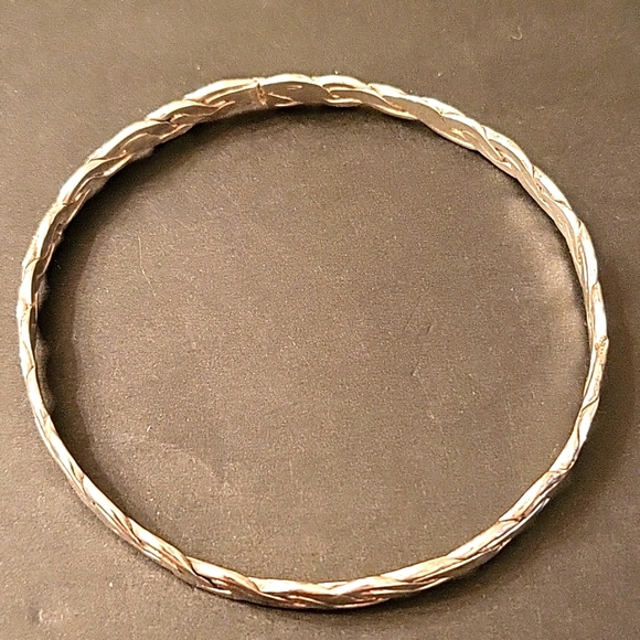 Vintage Silver Bangle, Braid Pattern - Picture 6 of 13